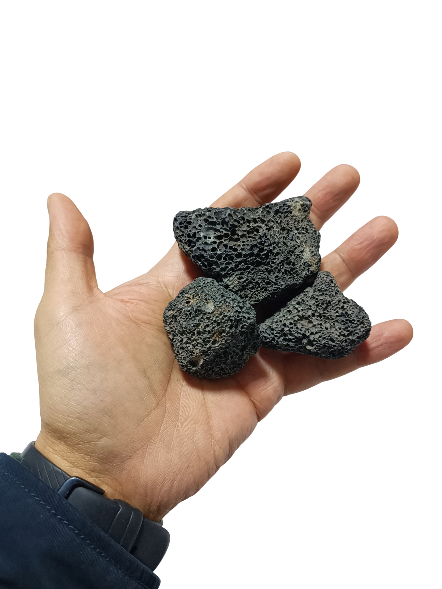 Piedra negra o roja de lava volcanica natural para asadores o chimenea